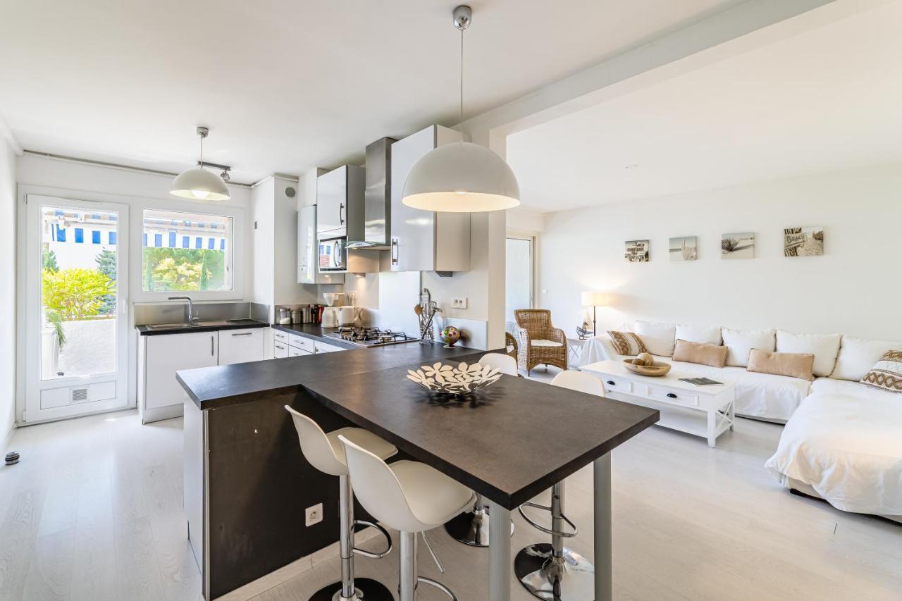 Cassis Center Lejlighed Eksteriør billede